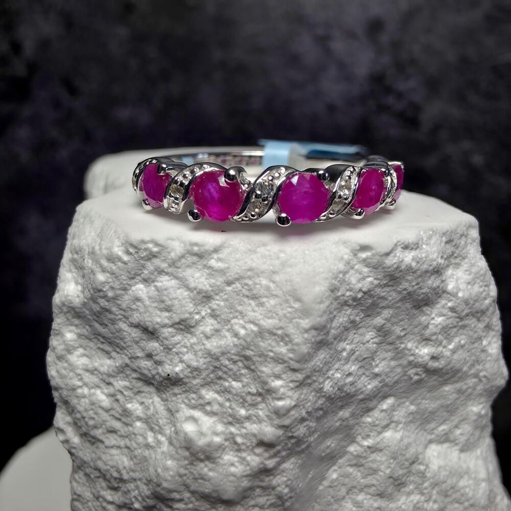 0 .69ctw Natural Ruby Ring 925 Sterling Silver Size 6 S Wave Accent Stones